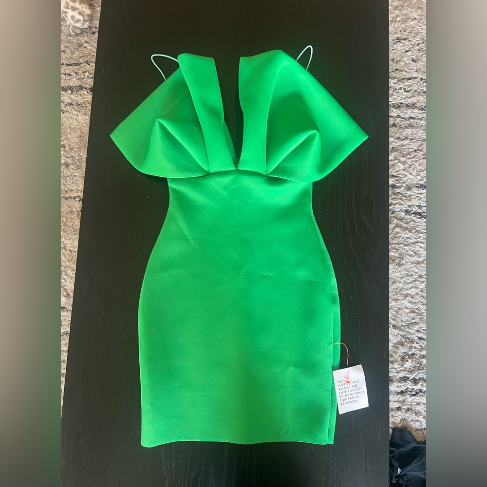 ASOS Green statement Dress - Picture 4 of 6